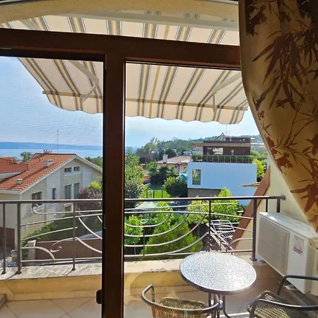 Kros - Euxinograd דירה